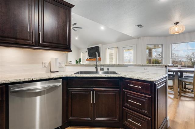 Building Photo - 517 McKittrick Ct