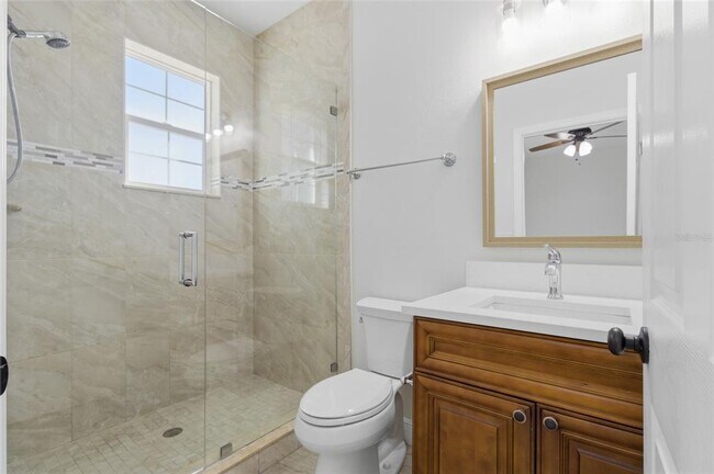 Building Photo - 810 W Whatley Pl