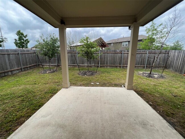 Building Photo - 3201 College Park Dr