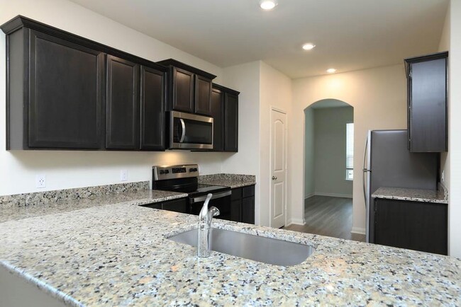 Building Photo - 25410 Glacier Lake Dr