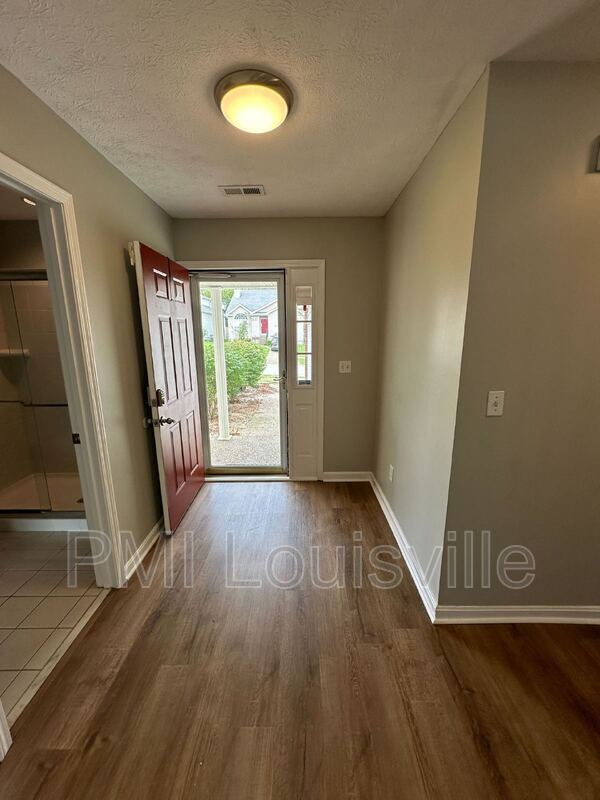 Building Photo - 4007 Mimosa View Dr