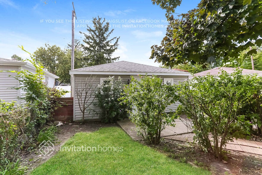 Building Photo - 1021 Marengo Ave