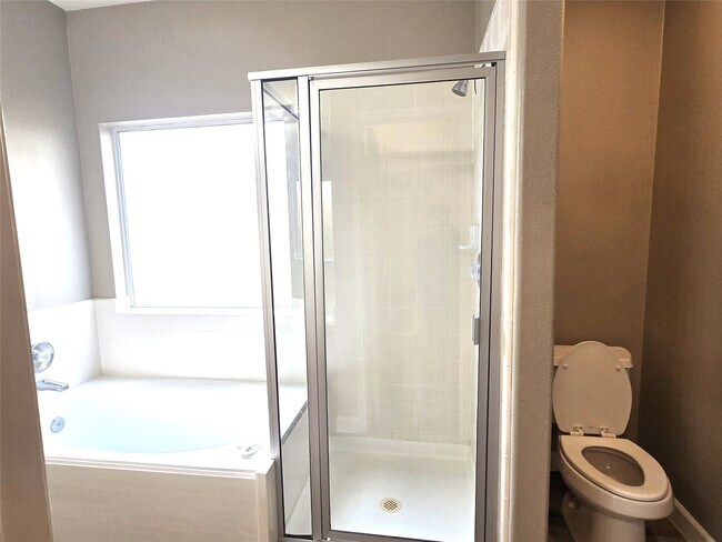 Building Photo - 6435 Richland Hills Dr