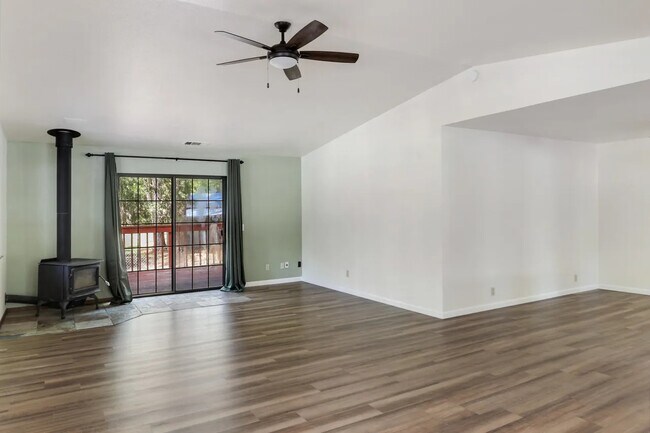 Building Photo - 30408 Whitmore Rd