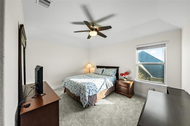 Building Photo - 5221 Cedro Elm Dr