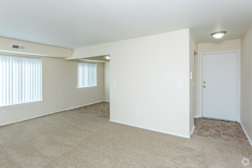 1BR, 1BA - 720 SF - Club One of Auburn Hills