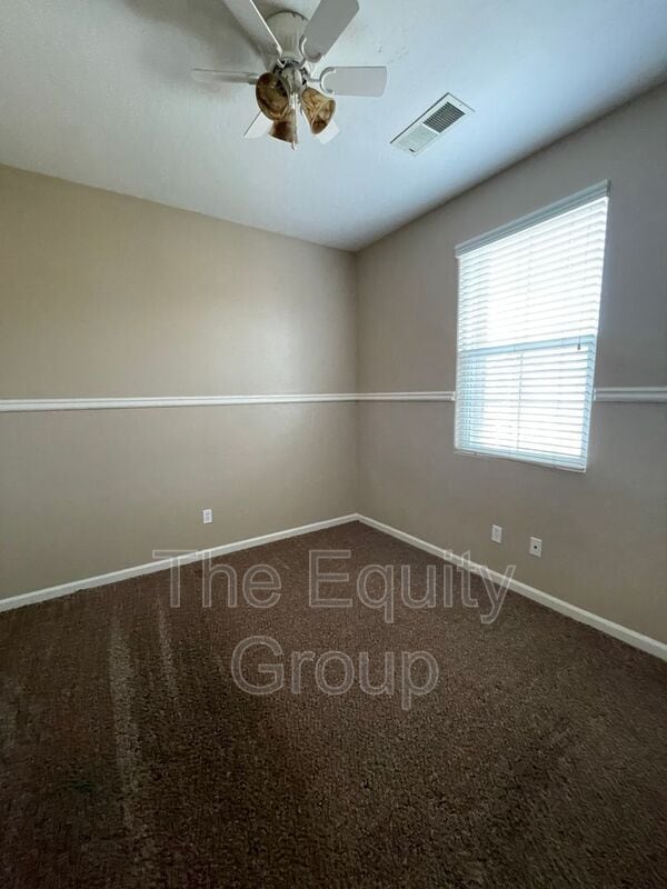 Building Photo - 3237 Winslow St