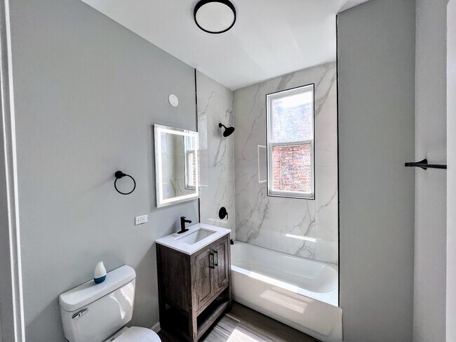 Building Photo - 1227 S Springfield Ave