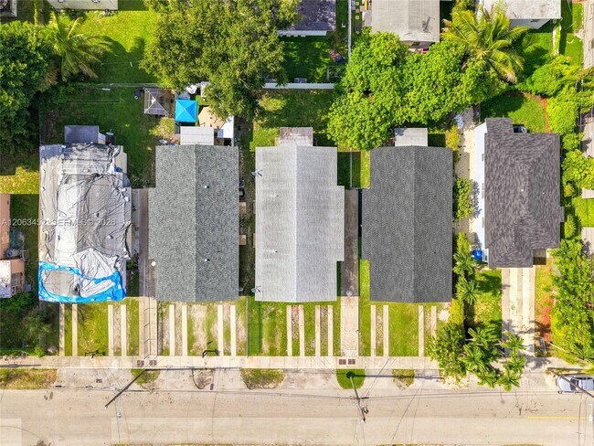 Building Photo - 1172 NW 64th St