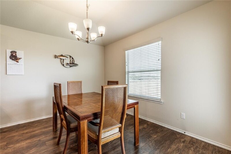 Building Photo - 3004 Skinner Dr