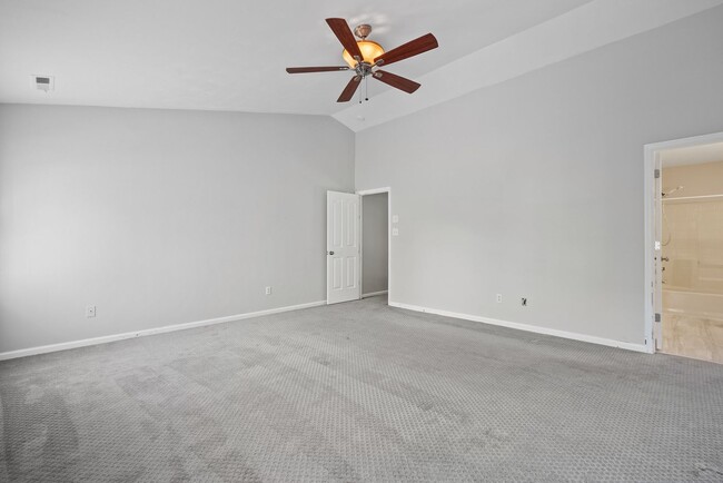 Building Photo - Open floor plan with 2 primary suites. Ava...