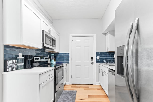Building Photo - Modern Townhome in the Heart of Franklinton