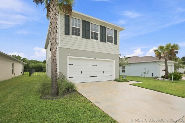 Building Photo - 484 Cherimoya St