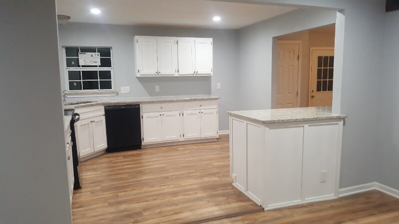 Building Photo - 3226 San Paula Ave