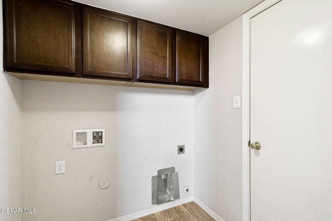 Building Photo - 1290 Hidden Bend Pl