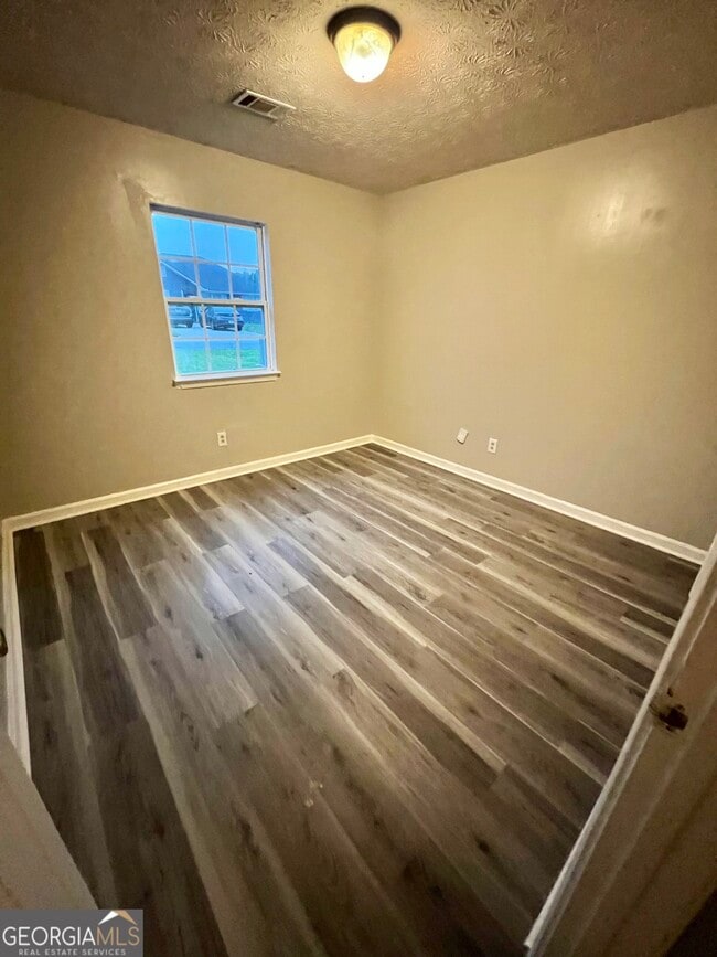 Building Photo - 138 Crystal Brook
