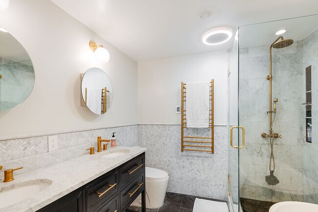 Building Photo - 20 Catamaran St