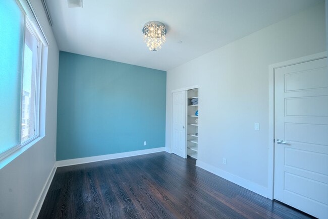 Building Photo - 7870 Civita Blvd