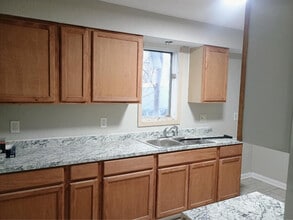 Building Photo - 2010 E Laurel St