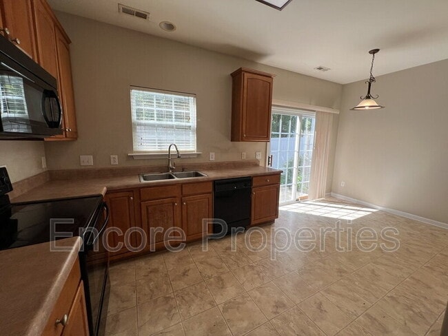 Building Photo - 250 Joshua Glen Ln
