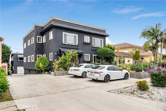 Primary Photo - 1229 S Longwood Ave