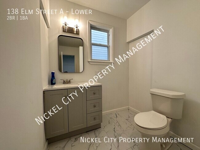 Building Photo - 138 Elm St