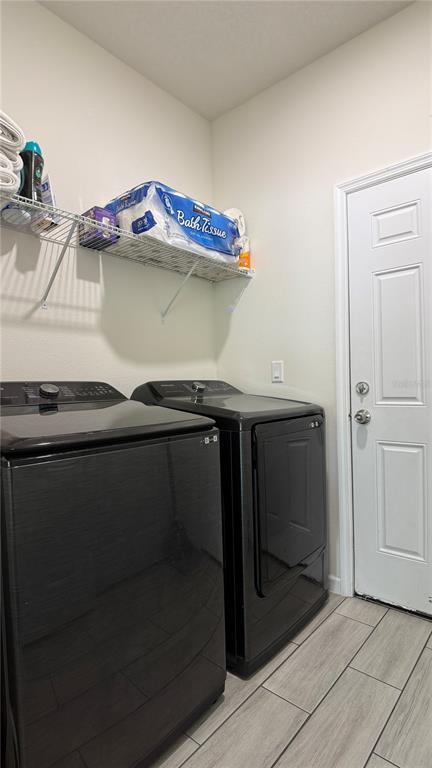 Building Photo - 2129 Hibiscus Pl
