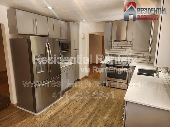 Building Photo - 15205 Merrie Cir