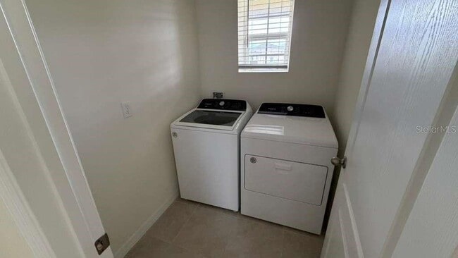 Building Photo - 1511 Catbriar Wy