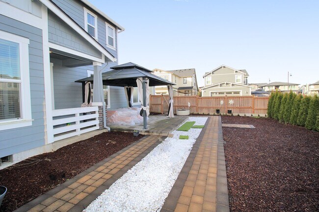 Building Photo - 3923 SE 70th Ave