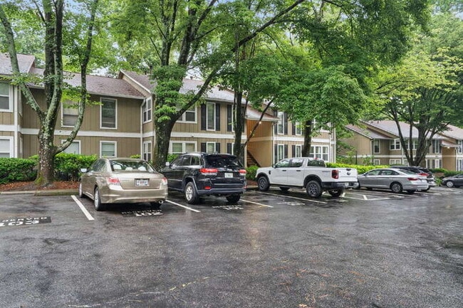 Building Photo - 5157 Roswell Rd