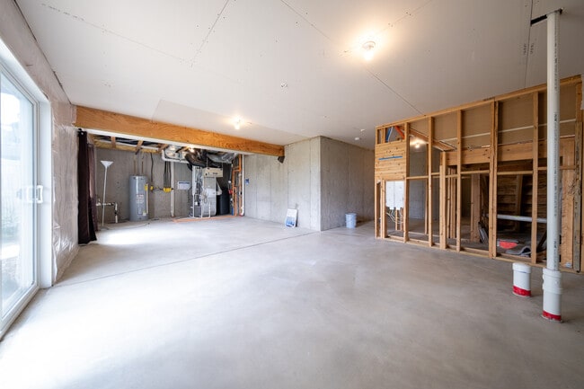 Building Photo - 9939 5th St Ln N