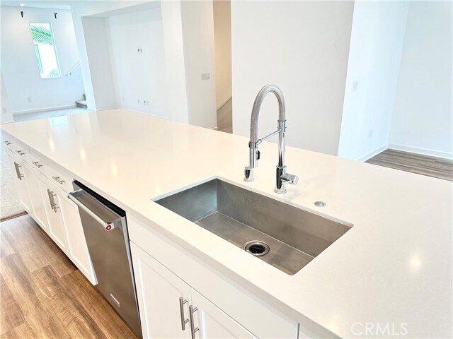 Building Photo - 126 Schick