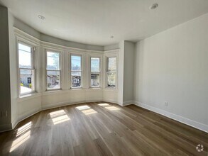 Building Photo - Remodeled 3bd/1.5 House with Rear yard!! S...