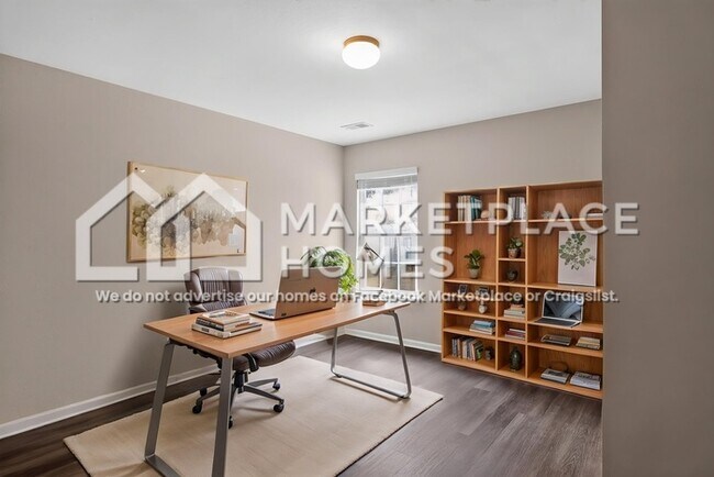 Building Photo - 401 Feather Site Ct