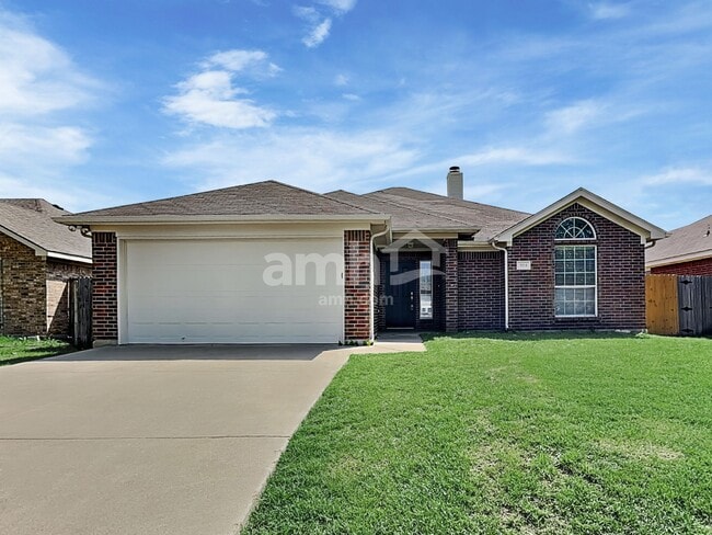 Building Photo - 324 Rock Hill Dr