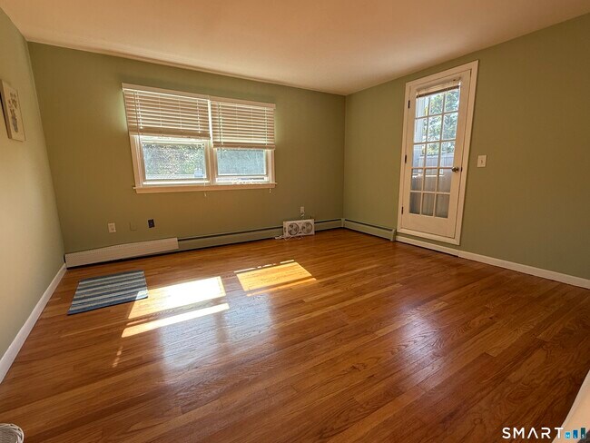 Building Photo - 37 Marlin Dr