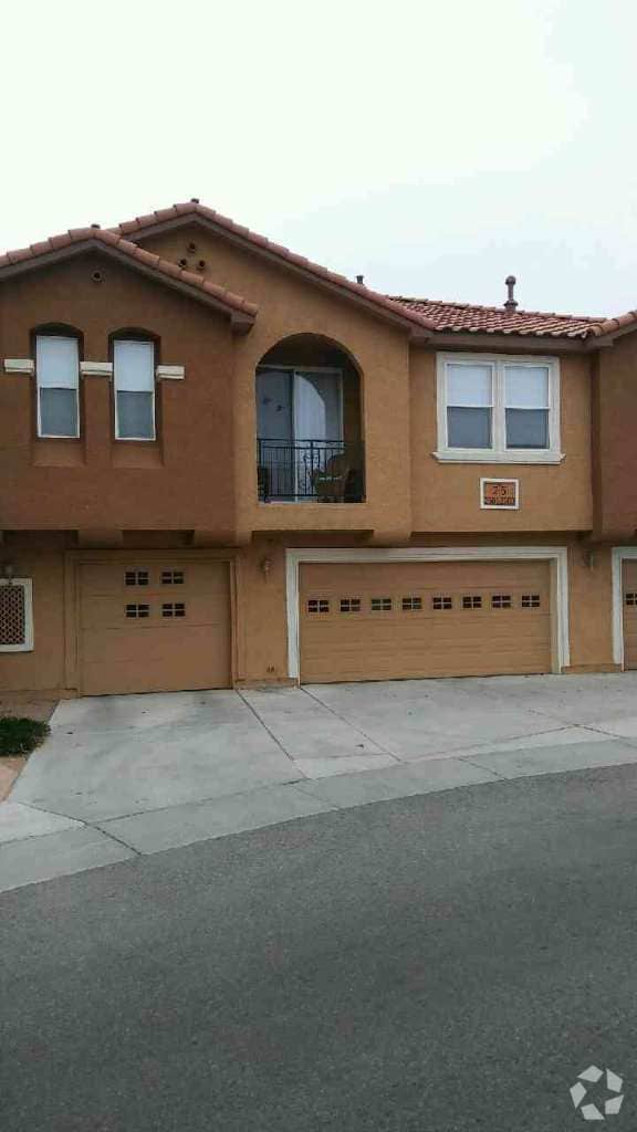 Building Photo - Gated Community