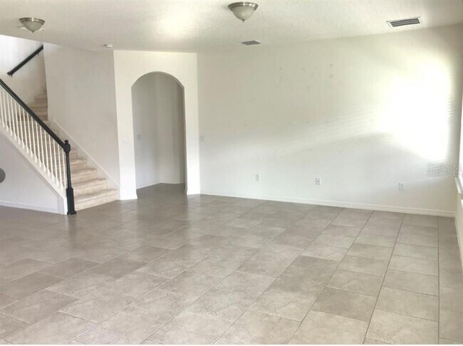 Building Photo - 14903 Fells Ln