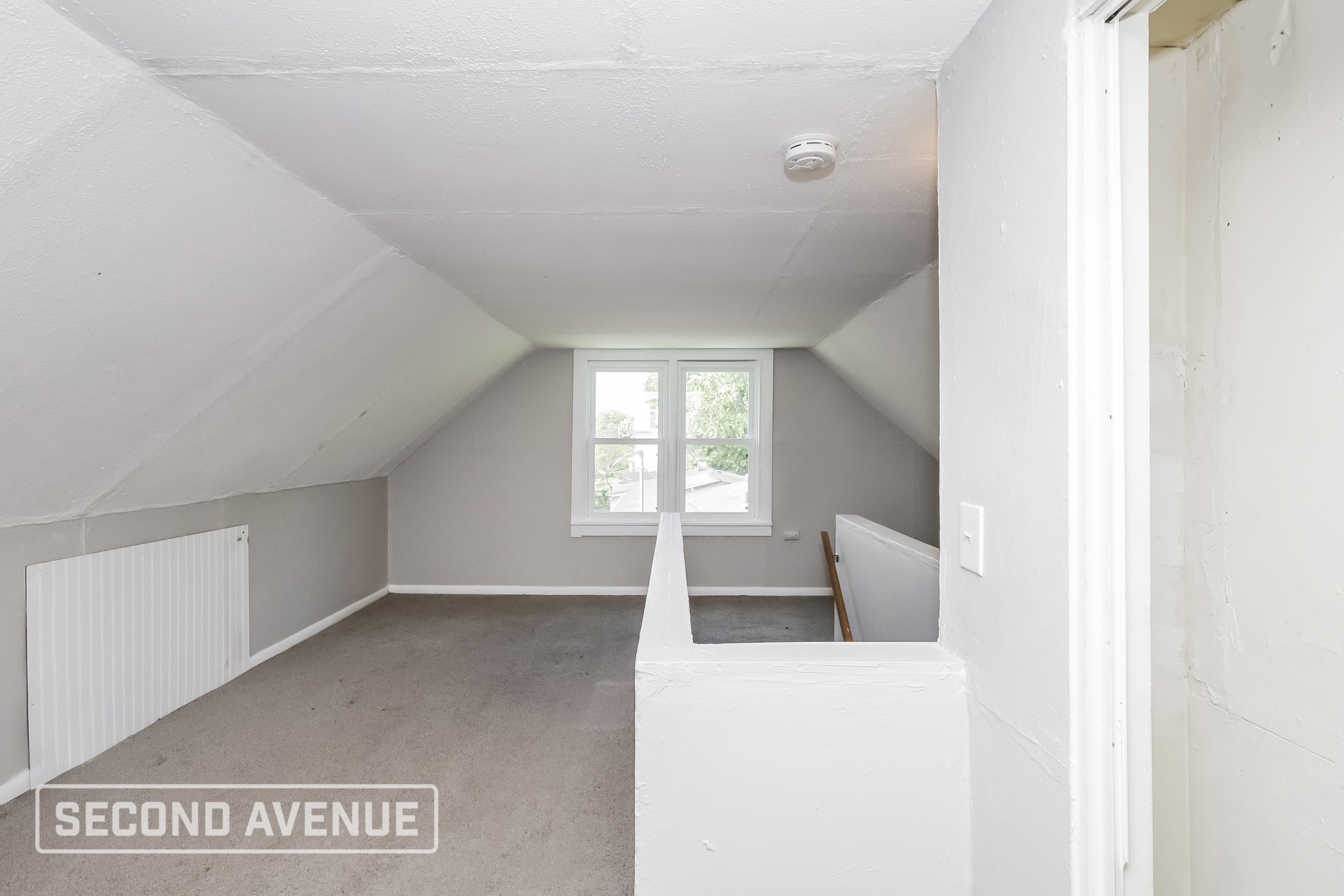 Building Photo - 536 E Epworth Ave