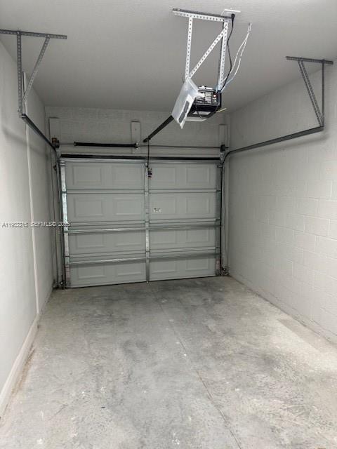 Building Photo - 1100 Gigon Ct