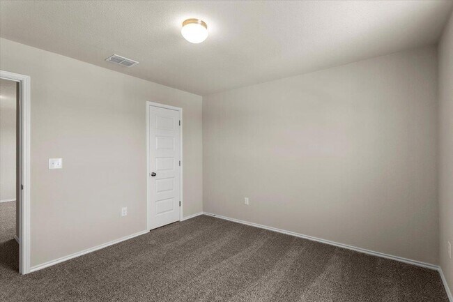 Building Photo - 5024 Sea Salt Dr