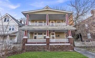 Building Photo - 1239 W 115th St