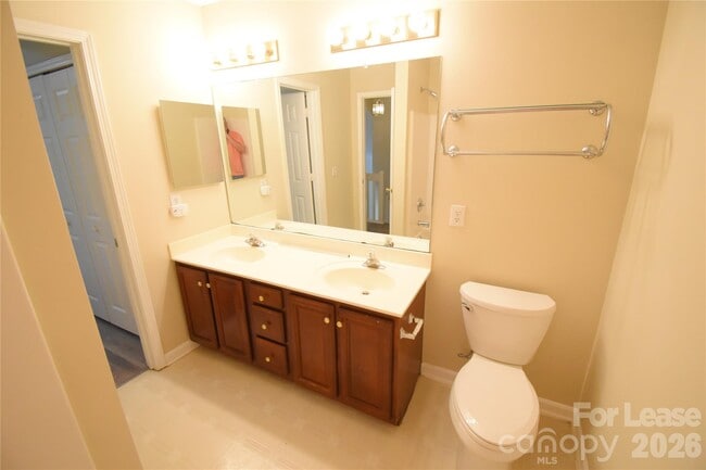 Building Photo - 1814 Birch Heights Ct