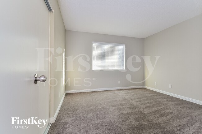 Building Photo - 1335 Clagett Ln