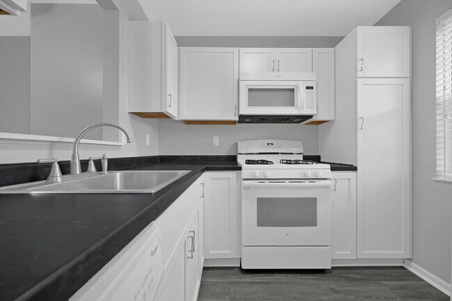Building Photo - 1787 Hobbes Dr