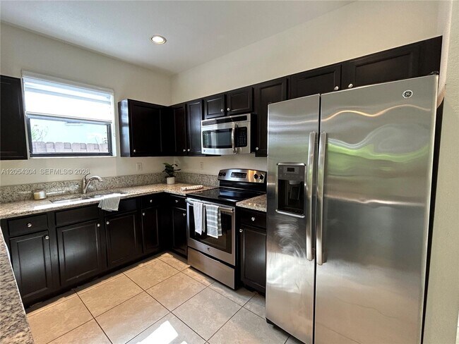 Building Photo - 15180 SW 119th Way