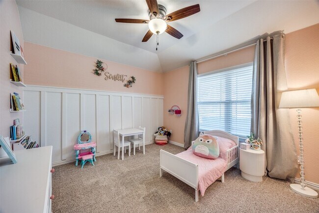 Building Photo - 4533 Hemingway Ave