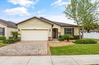 Building Photo - Beautifully Maintained home in Pool Community!