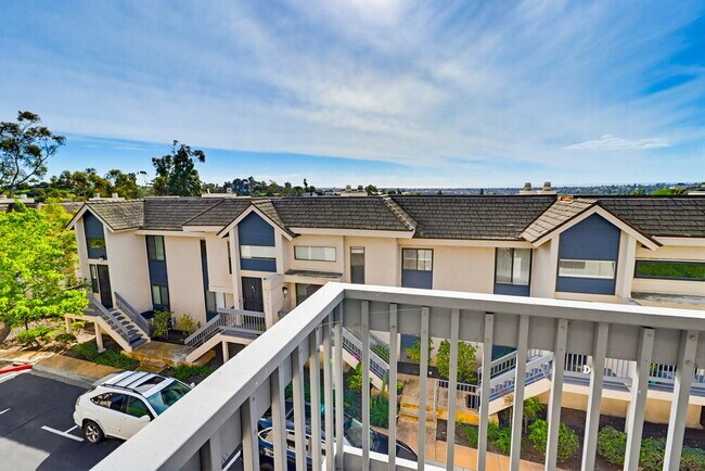 Building Photo - Welcome to this beautiful 1,042 sq. ft. condo offering modern comfort in a prime location!